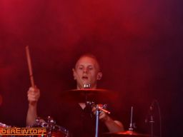 Maxx live an den Drums